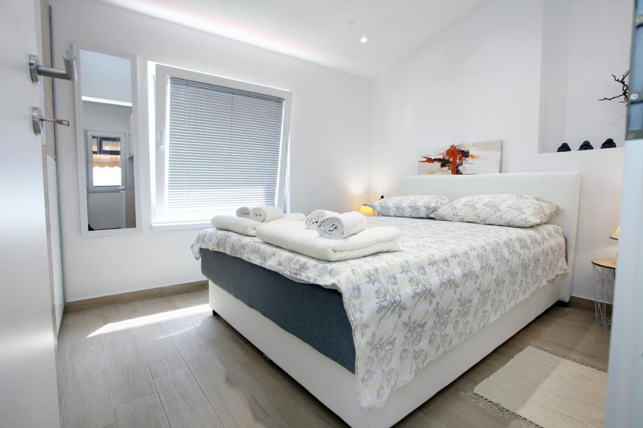 Not For Rent Appartement Portorož Buitenkant foto